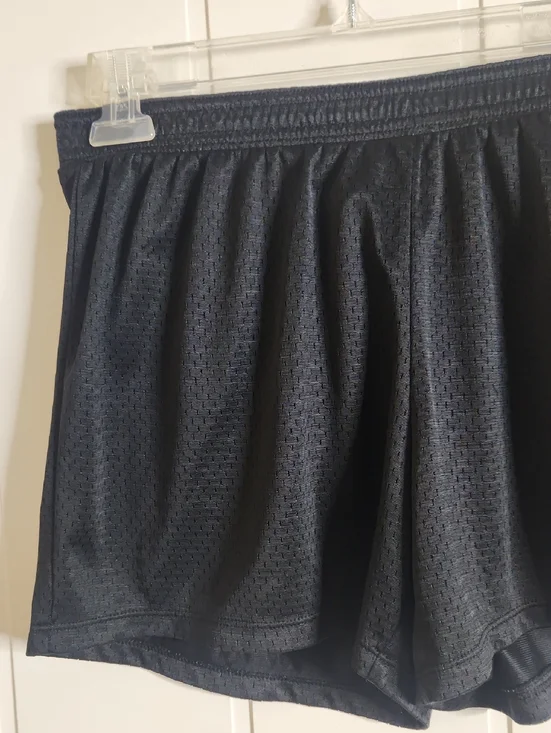 Vintage Champion Black Women's Athletic Mesh Shorts - Picture 4 of 10